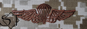 NWUII AOR1 Navy Parachutist Embroidered Badge-Desert